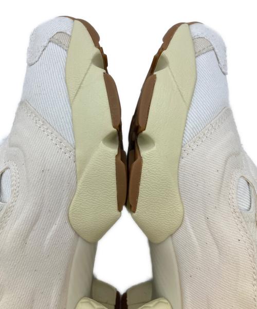 REEBOK（リーボック）REEBOK (リーボック) INSTAPUMP FURY 94（インスタポンプフューリー 94） ベージュ サイズ:SIZE 23.5cmの古着・服飾アイテム