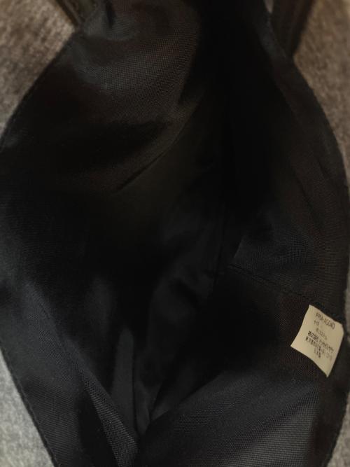 PLEATS PLEASE（プリーツプリーズ）PLEATS PLEASE (プリーツプリーズ) ハンドバッグ グレーの古着・服飾アイテム