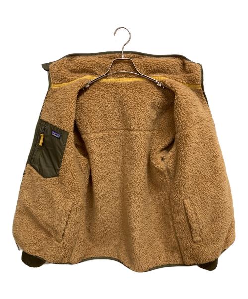 Patagonia（パタゴニア）Patagonia (パタゴニア) リバーシブルボアジャケット オリーブ×ベージュ サイズ:SIZE Freeの古着・服飾アイテム