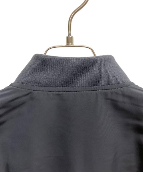 LACOSTE（ラコステ）LACOSTE (ラコステ) 2.5レイヤースイングトップジャケット グレー サイズ:SIZE Lの古着・服飾アイテム