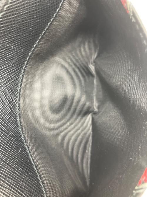 PRADA（プラダ）PRADA (プラダ) カードケース ブラックの古着・服飾アイテム