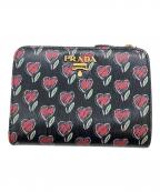 PRADAプラダ）の古着「サフィアーノ 2つ折り財布」｜ブラック