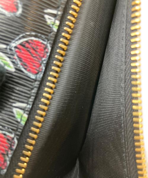 PRADA（プラダ）PRADA (プラダ) 長財布 ブラックの古着・服飾アイテム