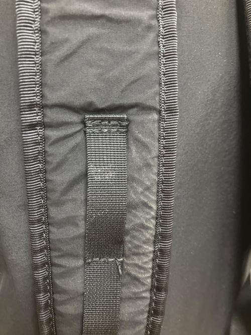 Okara/ai nitta（オカラアイニッタ）Okara/ai nitta (オカラアイニッタ) Litet バックパック ブラックの古着・服飾アイテム