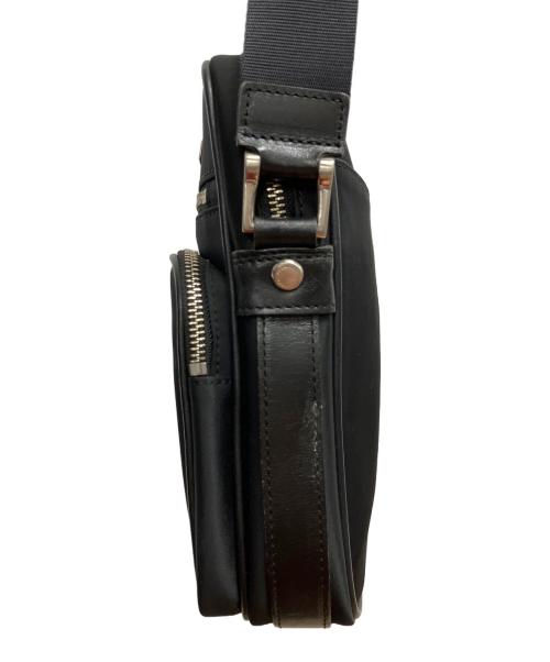 BURBERRY（バーバリー）BURBERRY (バーバリー) ショルダーバッグ ブラックの古着・服飾アイテム