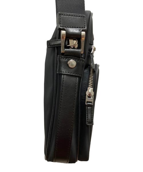 BURBERRY（バーバリー）BURBERRY (バーバリー) ショルダーバッグ ブラックの古着・服飾アイテム