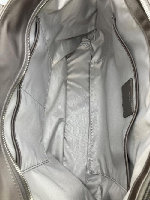 TUMI（トゥミ）TUMI (トゥミ) ビジネストートバッグ ベージュの古着・服飾アイテム