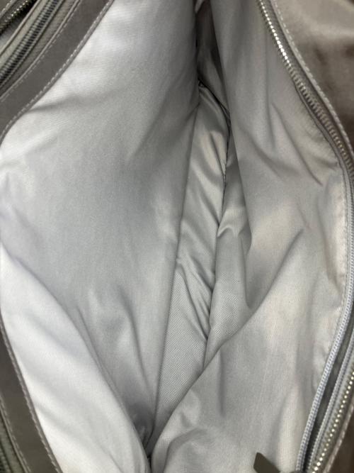 TUMI（トゥミ）TUMI (トゥミ) ビジネストートバッグ ベージュの古着・服飾アイテム