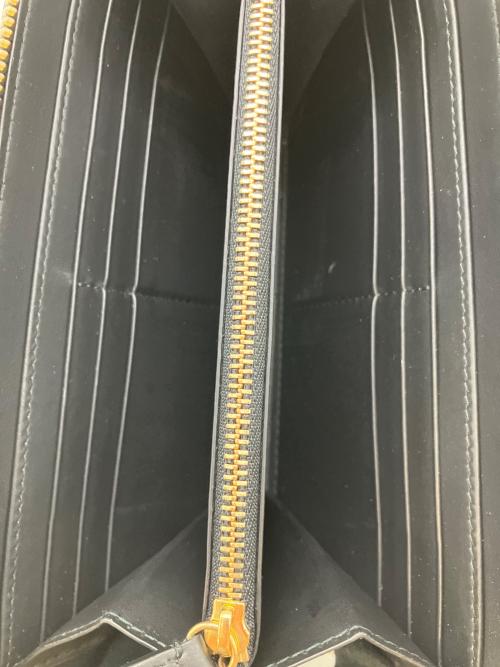 BURBERRY LONDON（バーバリーロンドン）BURBERRY LONDON (バーバリーロンドン) レザーラージジップアラウンドウォレット ラウンドファスナー長財布 ブラックの古着・服飾アイテム