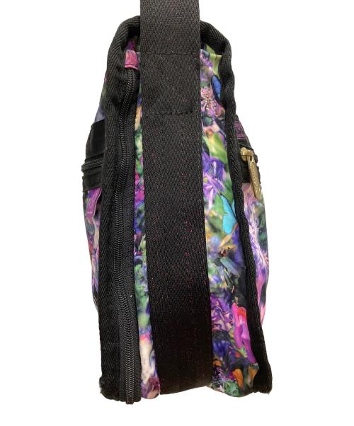 LeSportsac（レスポートサック）LeSportsac (レスポートサック) M/ mika ninagawa (エム/ ミカ ニナガワ) デラックスエブリデイバッグ ミカズユートピア  ショルダーバッグ パープルの古着・服飾アイテム