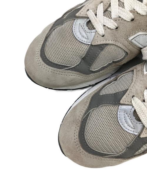 NEW BALANCE（ニューバランス）NEW BALANCE (ニューバランス) スニーカー ベージュ×グレー サイズ:SIZE 28cmの古着・服飾アイテム