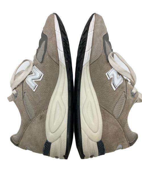 NEW BALANCE（ニューバランス）NEW BALANCE (ニューバランス) スニーカー ベージュ×グレー サイズ:SIZE 28cmの古着・服飾アイテム