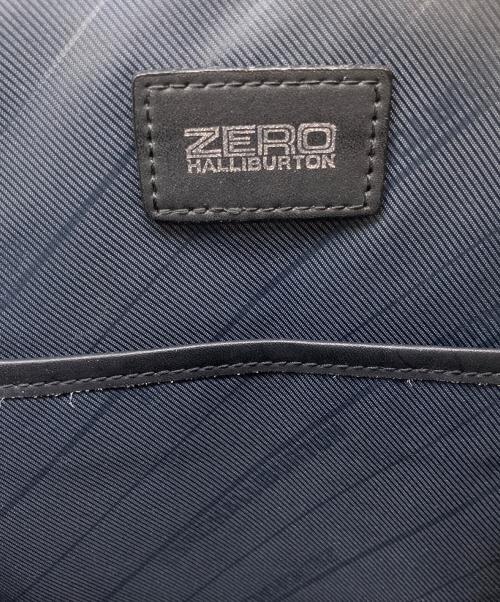 ZERO HALLIBURTON（ゼロ ハリバートン）ZERO HALLIBURTON (ゼロ ハリバートン) ボディバッグ ネイビー×ブラックの古着・服飾アイテム