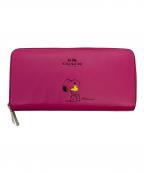 COACH×PEANUTSコーチ×ピーナッツ）の古着「ラウンドファスナーウォレット」｜ピンク