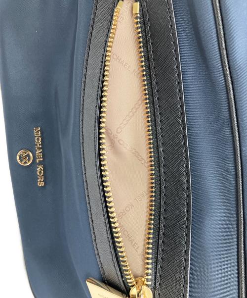 MICHAEL KORS（マイケル・コース）MICHAEL KORS (マイケル・コース) ショルダーバッグ ネイビーの古着・服飾アイテム