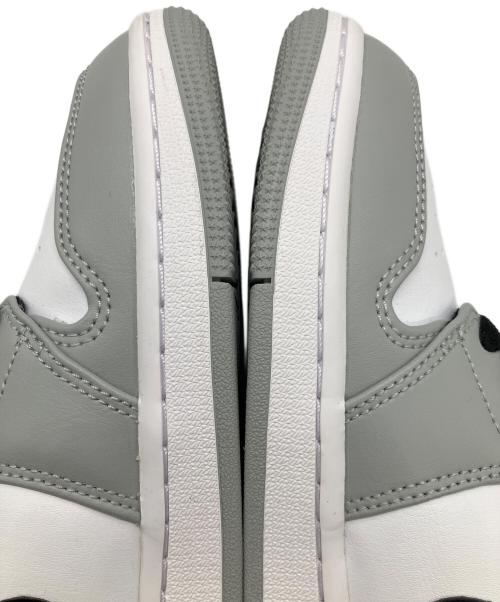 NIKE（ナイキ）NIKE (ナイキ) Air Jordan 1 Mid（エアジョーダン1 ミッド） グレー サイズ:SIZE 27cm 未使用品の古着・服飾アイテム