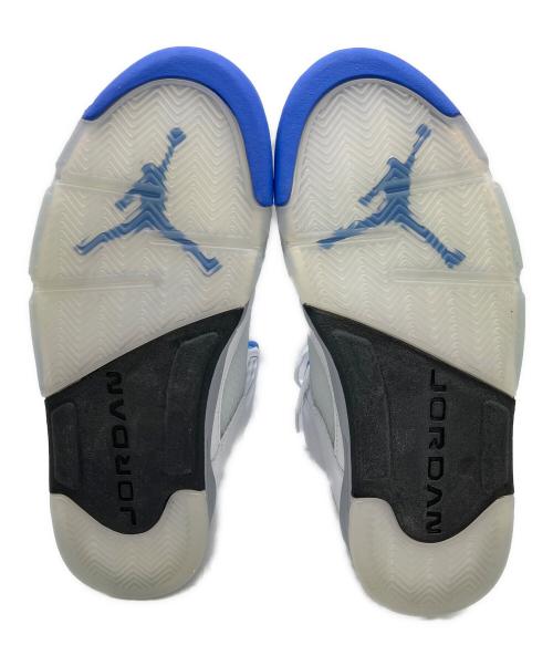 NIKE（ナイキ）NIKE (ナイキ) AIR JORDAN 5 RETRO（ナイキ エアジョーダン 5 レトロ） ホワイト×ブルー サイズ:SIZE 27cmの古着・服飾アイテム