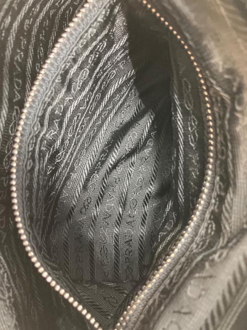 PRADA（プラダ）PRADA (プラダ) ワンショルダーバッグ ブラック×ブラウンの古着・服飾アイテム