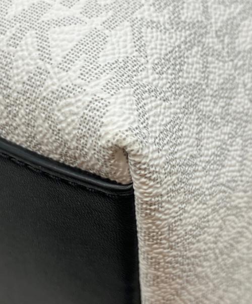 MICHAEL KORS（マイケル・コース）MICHAEL KORS (マイケル・コース) 2WAYトートバッグ ホワイト×ブラックの古着・服飾アイテム