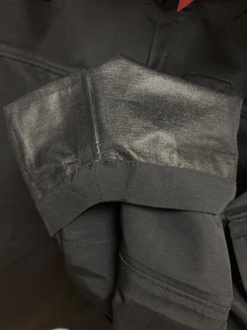 ALPHA INDUSTRIES（アルファインダストリーズ）ALPHA INDUSTRIES (アルファインダストリーズ) ECWCS PARKA ナイロンジャケット ブラック サイズ:SIZE Mの古着・服飾アイテム