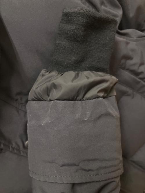 CANADA GOOSE（カナダグース）CANADA GOOSE (カナダグース) ウィンダムパーカー ダウンジャケット ネイビー サイズ:SIZE Mの古着・服飾アイテム