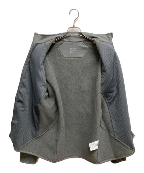 ARC'TERYX（アークテリクス）ARC'TERYX (アークテリクス) Covert Cardigan（コバートカーディガン）フリースジャケット グレー サイズ:SIZE Mの古着・服飾アイテム
