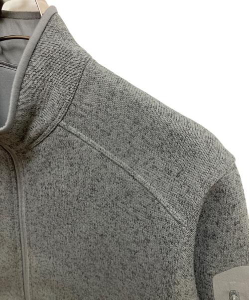 ARC'TERYX（アークテリクス）ARC'TERYX (アークテリクス) Covert Cardigan（コバートカーディガン）フリースジャケット グレー サイズ:SIZE Mの古着・服飾アイテム