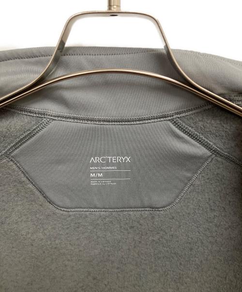 ARC'TERYX（アークテリクス）ARC'TERYX (アークテリクス) Covert Cardigan（コバートカーディガン）フリースジャケット グレー サイズ:SIZE Mの古着・服飾アイテム