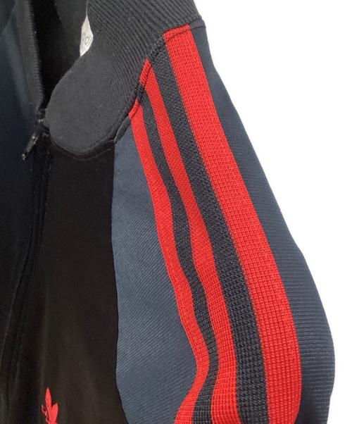 adidas（アディダス）adidas (アディダス) トラックジャケット ブラック×レッド サイズ:SIZE Lの古着・服飾アイテム