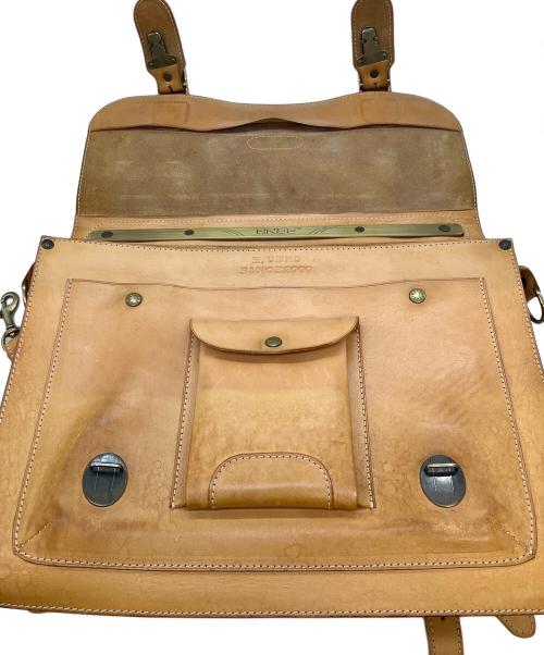 BREE（ブリー）BREE (ブリー) 3WAYブリーフケース ベージュの古着・服飾アイテム