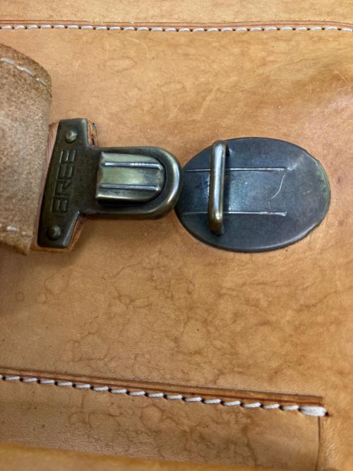 BREE（ブリー）BREE (ブリー) 3WAYブリーフケース ベージュの古着・服飾アイテム