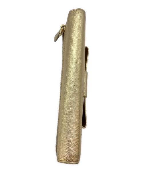 PRADA（プラダ）PRADA (プラダ) サフィアーノレザー リボン付き長財布 ゴールドの古着・服飾アイテム