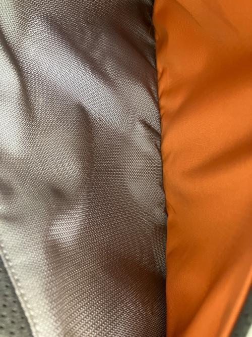 MYSTERY RANCH（ミステリーランチ）MYSTERY RANCH (ミステリーランチ) DISTRICT 8 ショルダーバッグ グレーの古着・服飾アイテム