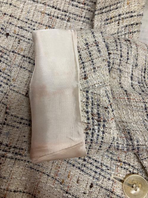 CELINE（セリーヌ）CELINE (セリーヌ) セットアップスカートスーツ ベージュ サイズ:SIZE 42/SIZE 40の古着・服飾アイテム