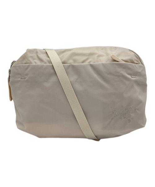 ARC'TERYX（アークテリクス）ARC'TERYX (アークテリクス) ヒリアドクロスボディ グレーの古着・服飾アイテム