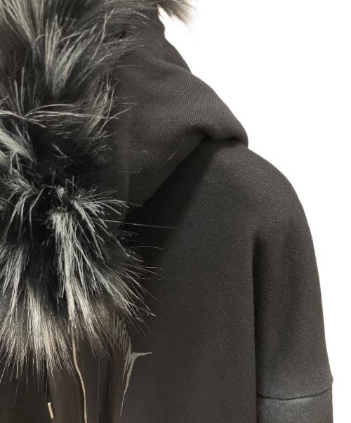 DIMREM（ディムレム）DIMREM (ディムレム) ファー付きジップパーカー ブラック サイズ:SIZE Freeの古着・服飾アイテム