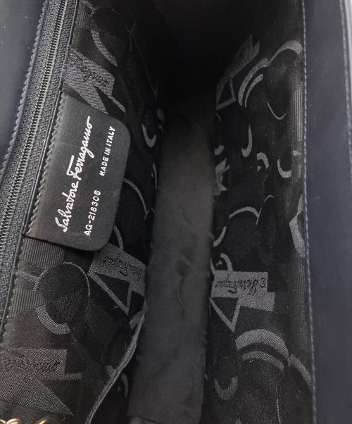 Salvatore Ferragamo（サルヴァトーレ フェラガモ）Salvatore Ferragamo (サルヴァトーレ フェラガモ) ガンチーニ　ショルダーバッグ ブラックの古着・服飾アイテム