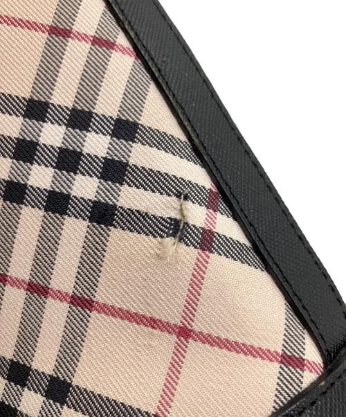 BURBERRY（バーバリー）BURBERRY (バーバリー) ノバチェック ショルダーバッグ ブラック×ベージュの古着・服飾アイテム