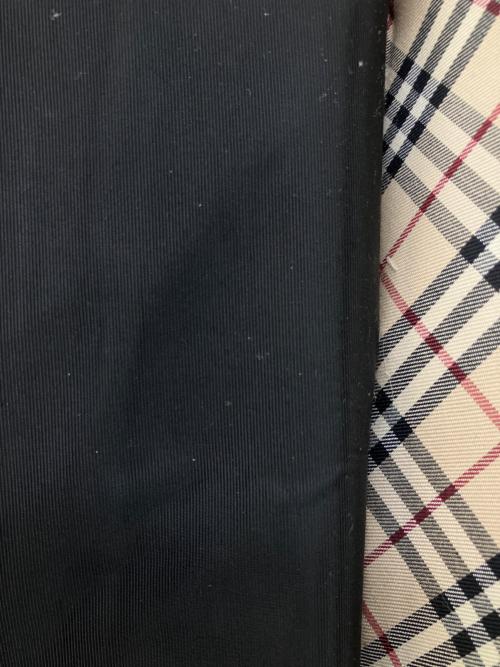 BURBERRY（バーバリー）BURBERRY (バーバリー) ノバチェック ショルダーバッグ ブラック×ベージュの古着・服飾アイテム