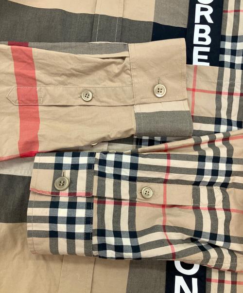 BURBERRY（バーバリー）BURBERRY (バーバリー) ロゴパッチワークプリント長袖シャツ ベージュ サイズ:SIZE Mの古着・服飾アイテム