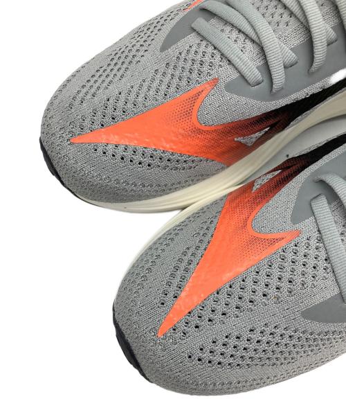 MIZUNO（ミズノ）MIZUNO (ミズノ) NEO ZEN（ネオゼン）ランニングシューズ グレー サイズ:SIZE 28cmの古着・服飾アイテム