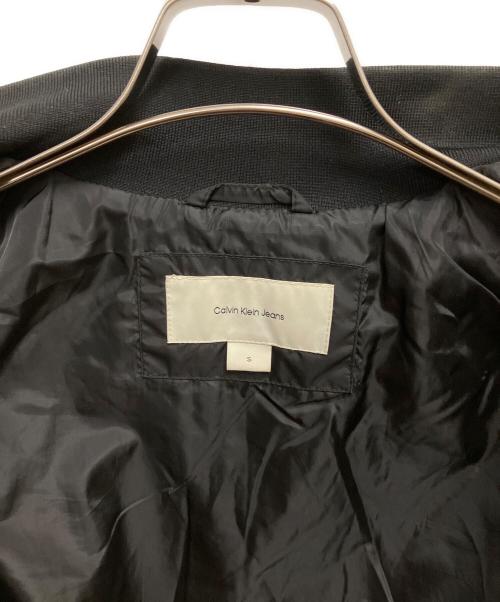 Calvin Klein Jeans（カルバンクラインジーンズ）Calvin Klein Jeans (カルバンクラインジーンズ) ナイロンジャケット ブラック サイズ:SIZE Sの古着・服飾アイテム