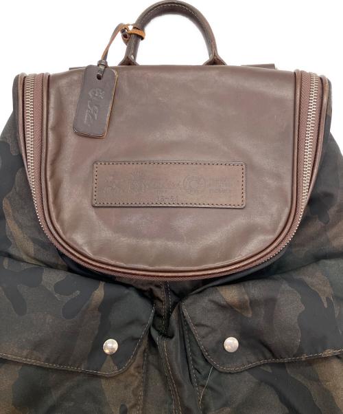 Felisi（フェリージ）Felisi (フェリージ) カモフラージュ柄ナイロンリュック グリーンの古着・服飾アイテム