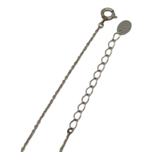 4℃（ヨンドシー）4℃ (ヨンドシー) エターナルシルバーネックレス シルバー×グリーンの古着・服飾アイテム