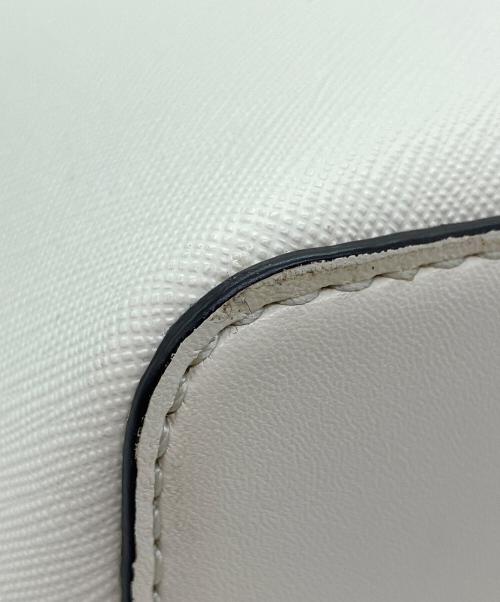 MICHAEL KORS（マイケル・コース）MICHAEL KORS (マイケル・コース) ショルダーバッグ アイボリーの古着・服飾アイテム