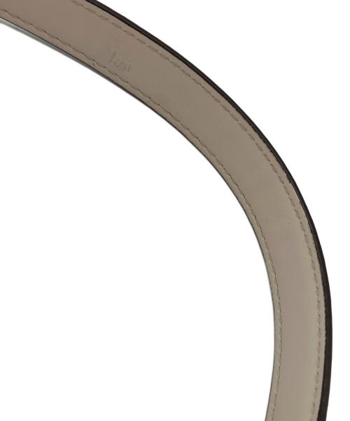 MICHAEL KORS（マイケル・コース）MICHAEL KORS (マイケル・コース) ショルダーバッグ アイボリーの古着・服飾アイテム