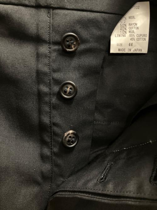 SOSHIOTSUKI（ソウシ オオツキ）SOSHIOTSUKI (ソウシ オオツキ) NORFOLK CARGO TROUSERS カーゴパンツ ブラック サイズ:SIZE 44の古着・服飾アイテム