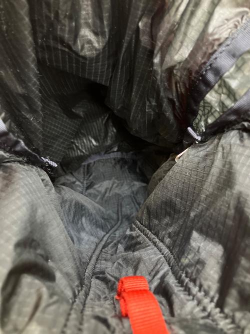 mont-bell（モンベル）mont-bell (モンベル) クロスランナーパック 15 ガンメタル バックパック ブラック×レッドの古着・服飾アイテム