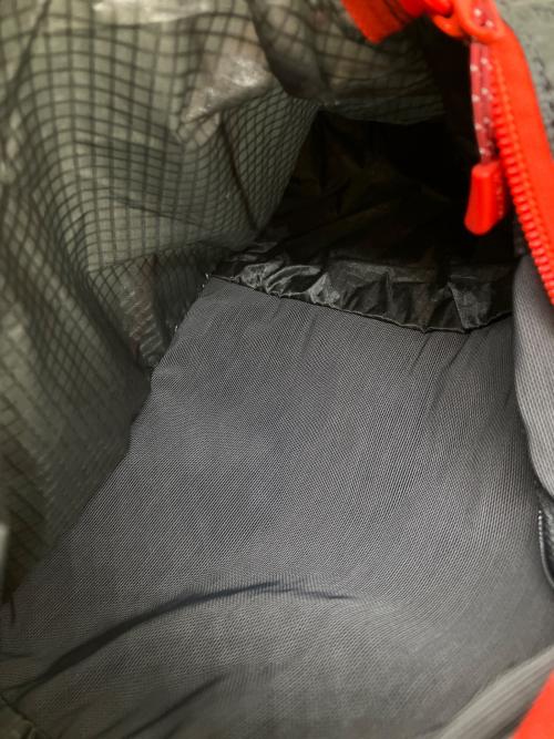 mont-bell（モンベル）mont-bell (モンベル) クロスランナーパック 15 ガンメタル バックパック ブラック×レッドの古着・服飾アイテム