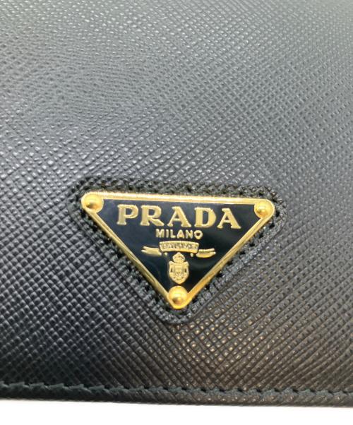 PRADA（プラダ）PRADA (プラダ) SAFFIANO METAL 2つ折り財布 ブラックの古着・服飾アイテム